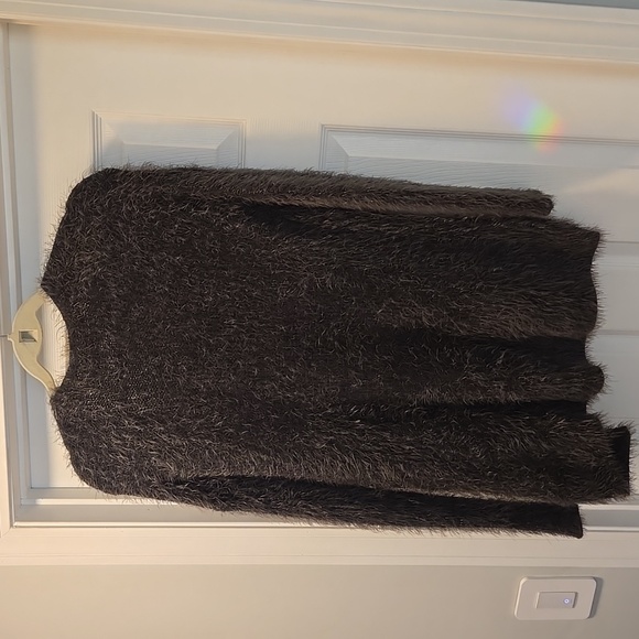 Abercrombie & Fitch Fuzzy Cardigan - Picture 3 of 3